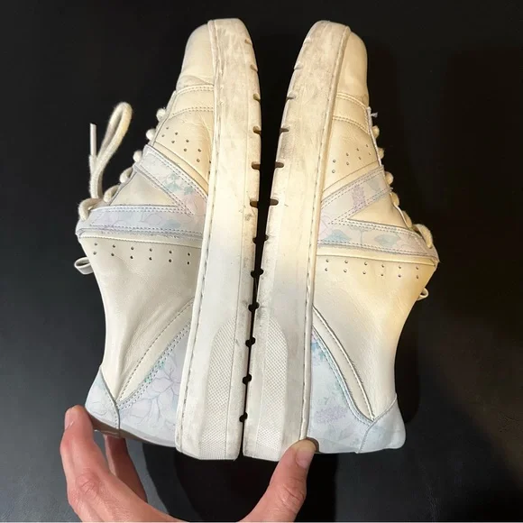 Vionic Simasa Sneakers in Botanical Cream - Picture 10 of 11